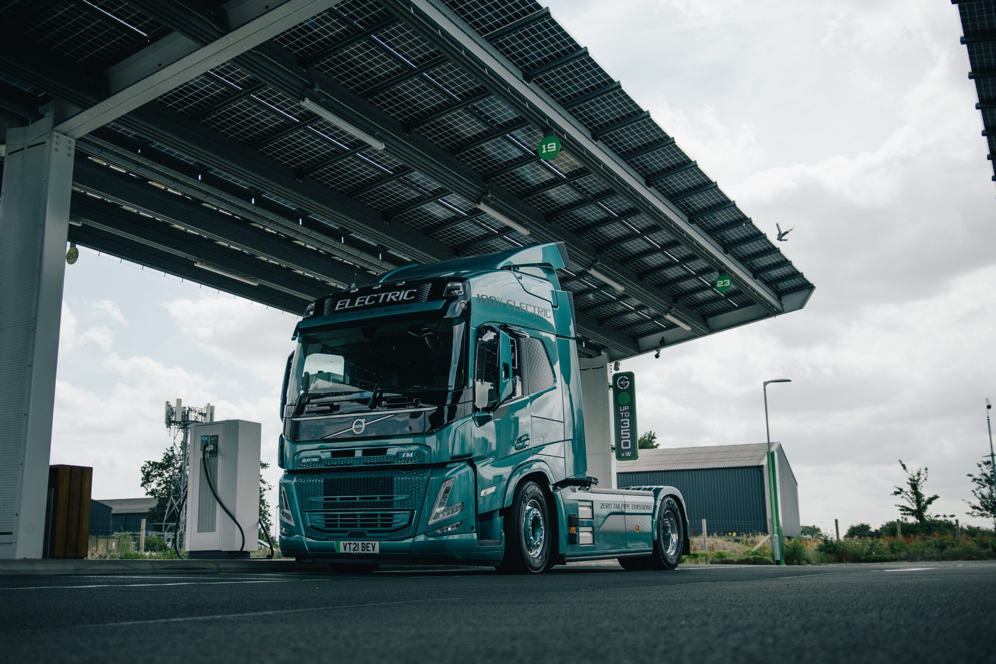 Volvo truck charging with GRIDSERVE 