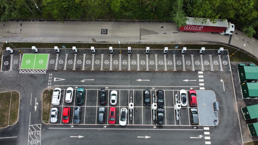 GRIDSERVE Electric Super Hub at Moto Lymm Services